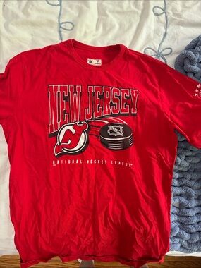 NHL New Jersey Red Graphic Short Sleeve Tee